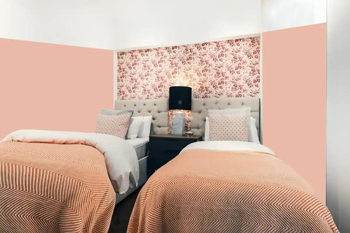 Apartament Awesome Leicester Sq! Fashion Flat For Theatre Families And Happy Friends Londyn Zewnętrze zdjęcie